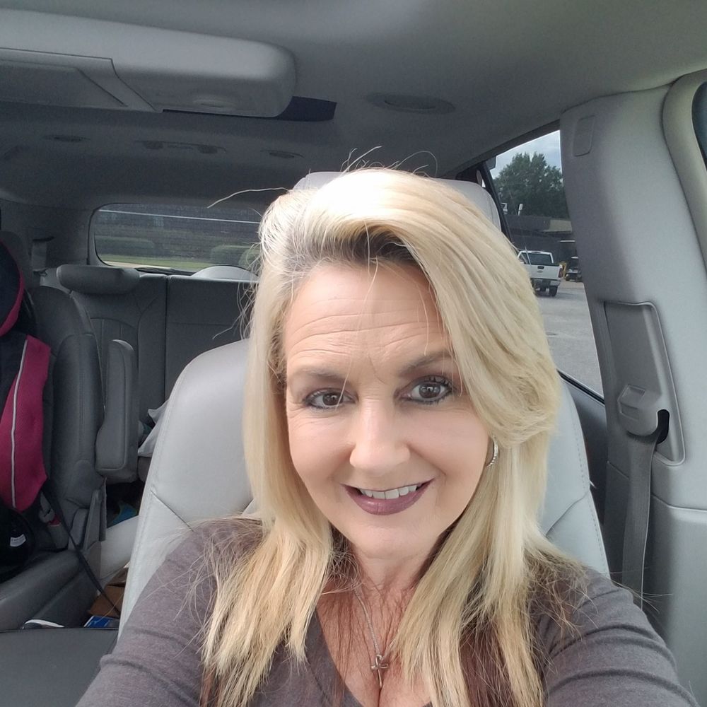 Meet your Posher, Janet